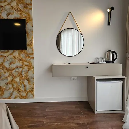 Lolo Luxury & Гостевой дом